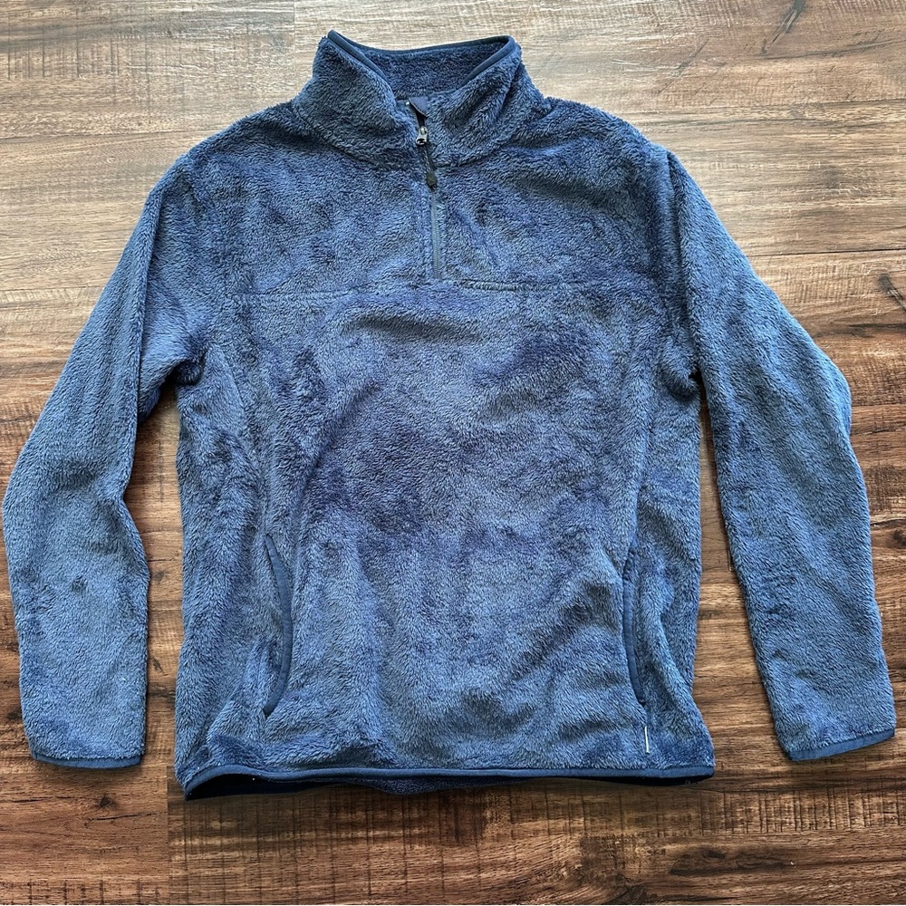 Women's Eddie Bauer Fleece 1/4 zip
Size Large Regular